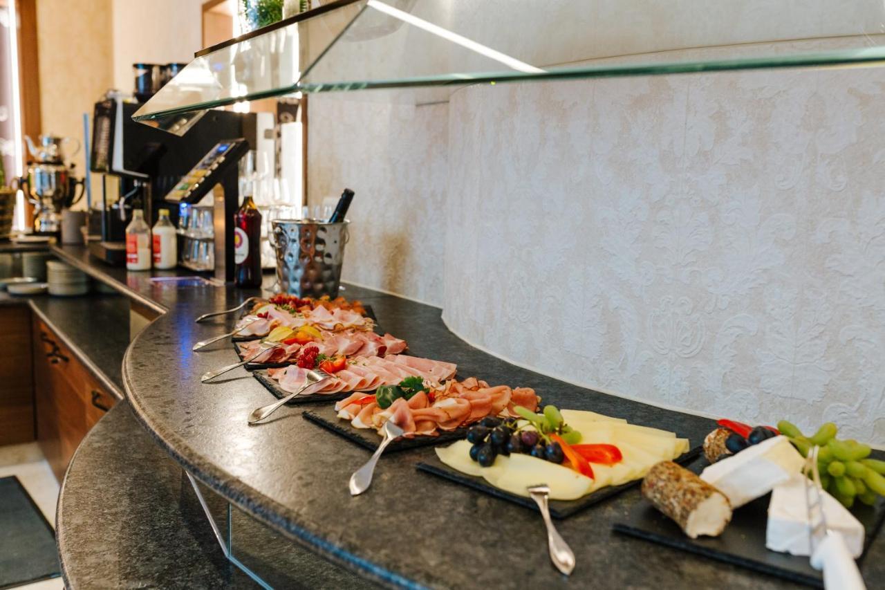 Tinschert Hotel-Restaurant-Partyservice Schwertberg Dış mekan fotoğraf